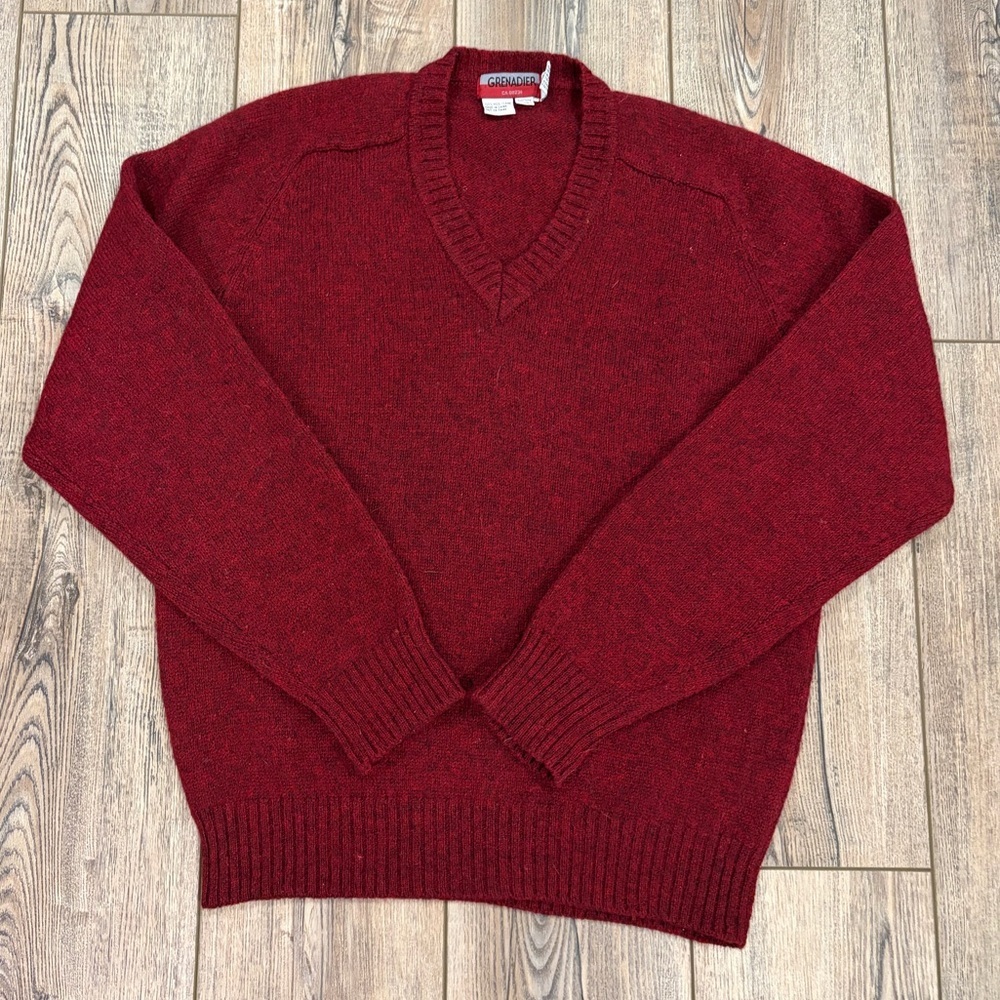 Vintage Grenadier 100% Lambswool V-Neck Sweater Burgundy Size L Grandpacore